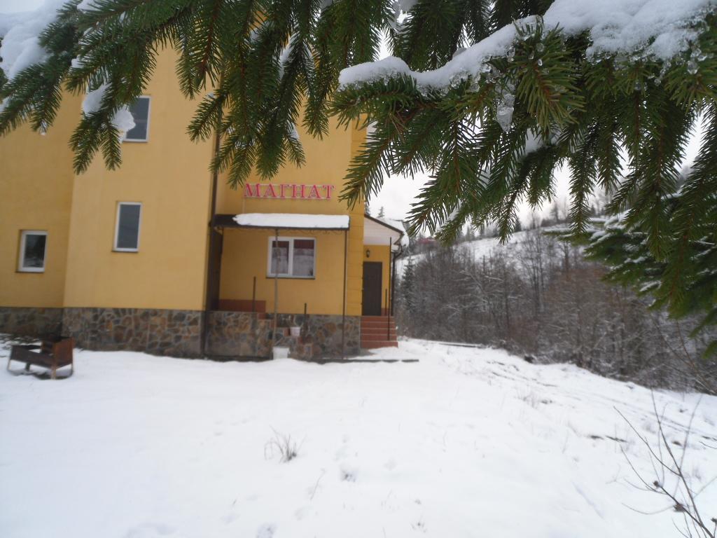 Guest House Magnat Верхній Студений Екстер'єр фото